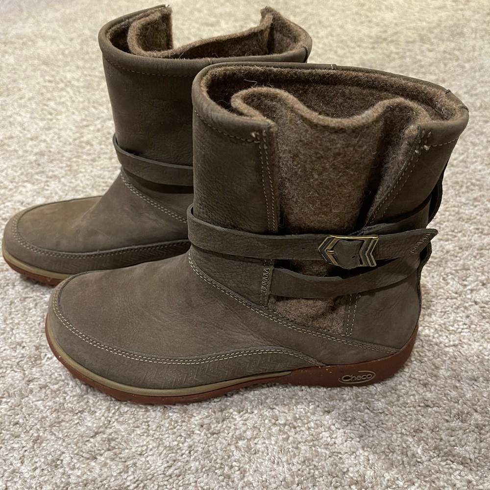 Chaco Sandstone Hopi boots